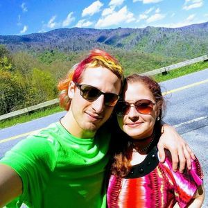 Meet your Posher, Desiree